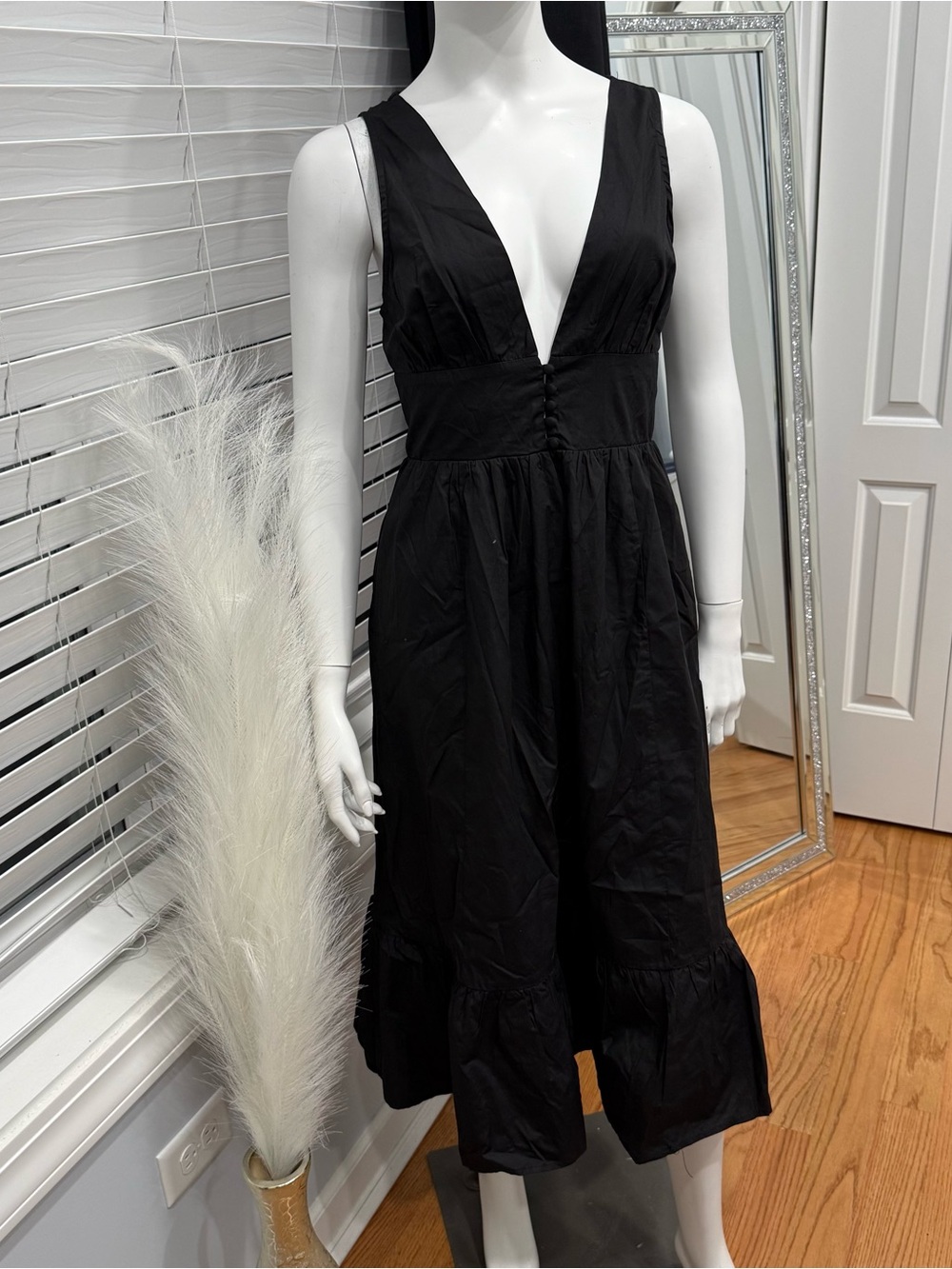 Forever 21 Black Deep V-Neck Midi Dress